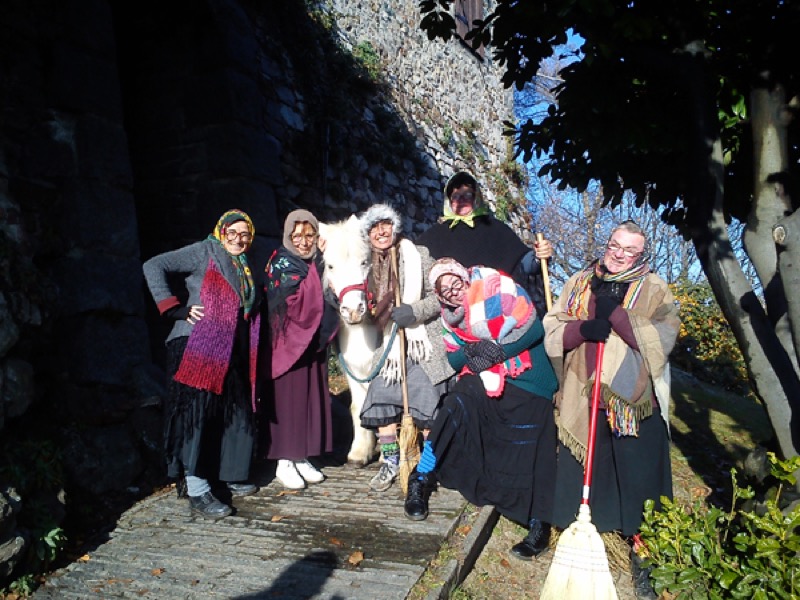 LE BEFANE, IL PONY E LE FIABE AL CASTELLO: NUOVE PROPOSTE PER L'EPIFANIA | Il Cerca Artigiano di Qualità