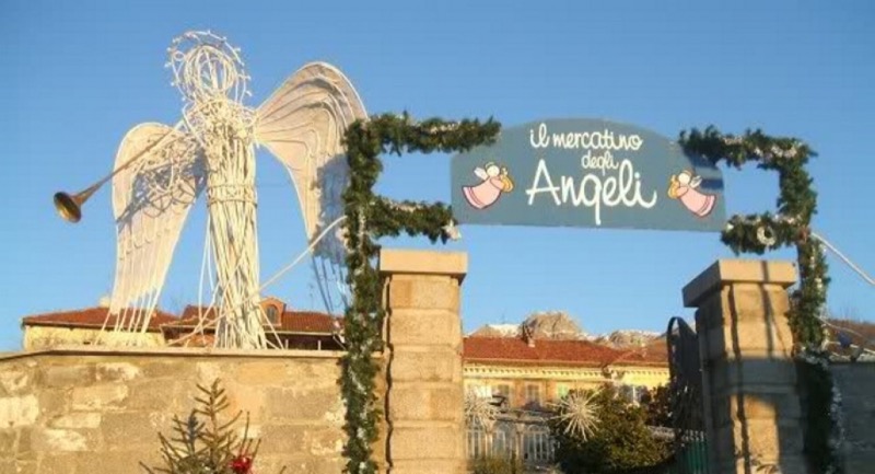 TORNA IL MERCATINO DEGLI ANGELI 2016 CON MUSICA INTRATTENIMENTO ED IDEE REGALO | Il Cerca Artigiano di Qualità