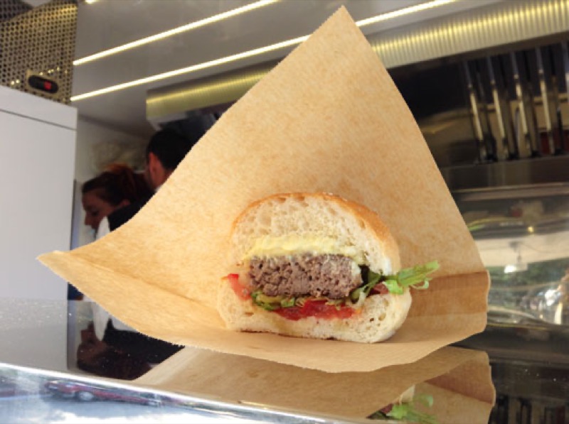 TORNA L'INIZIATIVA STREET TRUCK & STREET FOOD DOMENICA 13 DICEMBRE A BIELLA PIAZZO | Il Cerca Artigiano di Qualità