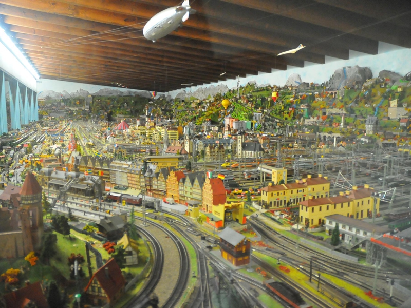 DAL 24 APRILE A VOLANDIA IL PIU' GRANDE PLASTICO ITALIANO | Il Cerca Artigiano di Qualità