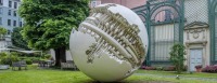 ARNALDO POMODORO: UNA GRANDE MOSTRA CELEBRA L'ARTISTA ALLE GALLERIE D'ITALIA A MILANO | Il Cerca Artigiano di Qualità