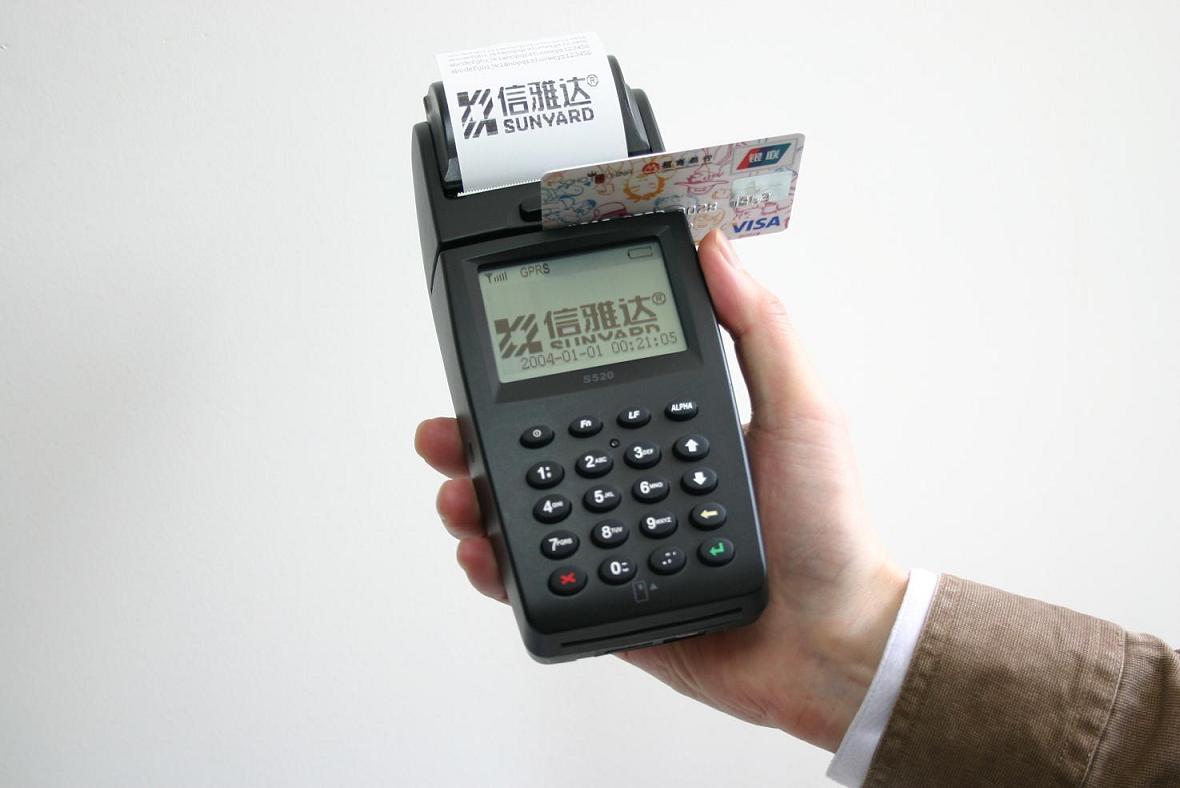 Studi professionali, dal 1° gennaio 2014 dovranno avere il POS | Il Cerca Artigiano di Qualità