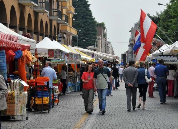 TORNA A BIELLA IL MERCATO EUROPEO 24-25-26 APRILE 2015